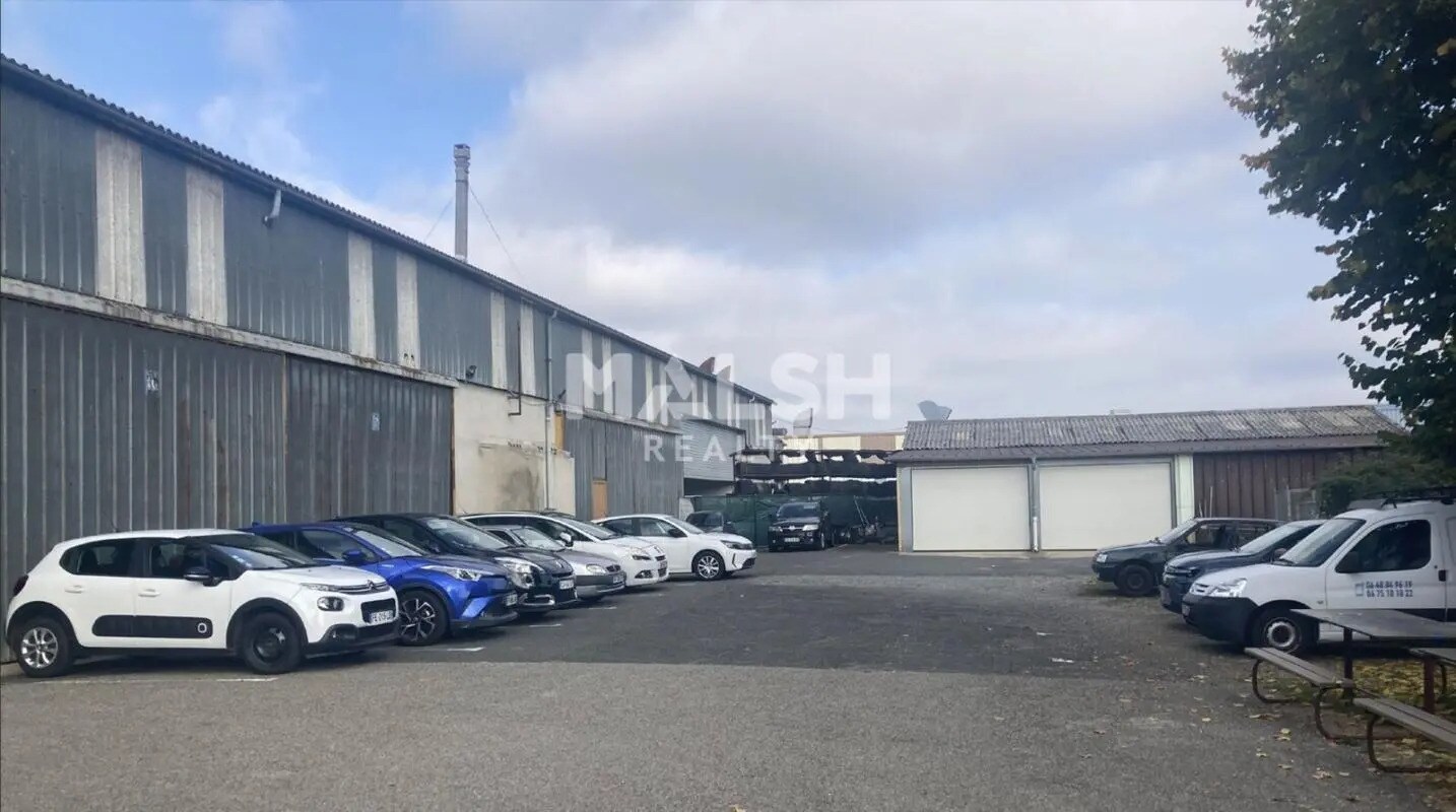 Light Industrial in Villefranche-sur-Saône for sale Building Photo- Image 1 of 5