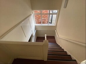 260-262 High St, Blackwood to rent Interior Photo- Image 2 of 2