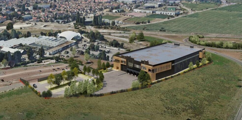 Route De Villevaudé, Villeparisis to rent - Building Photo - Image 2 of 6
