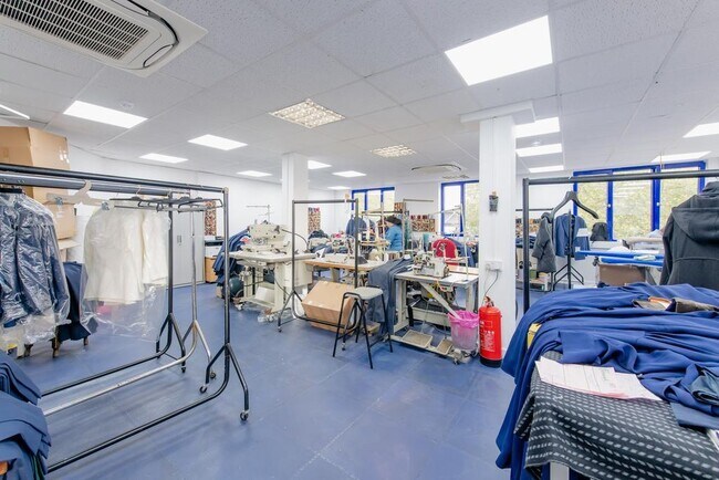 More details for 851-861 Coronation Rd, London - Light Industrial to Rent