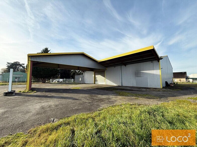 Le Parc, Canals for sale - Building Photo - Image 1 of 8