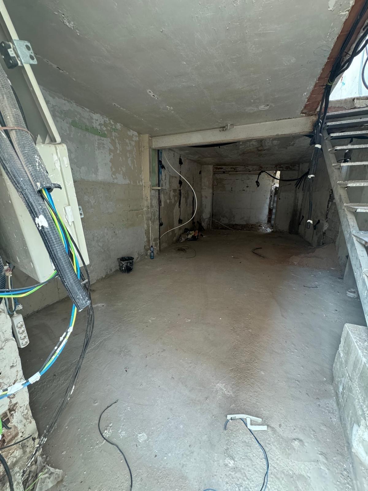 Industrial in Alicante, Alicante for sale Interior Photo- Image 1 of 12