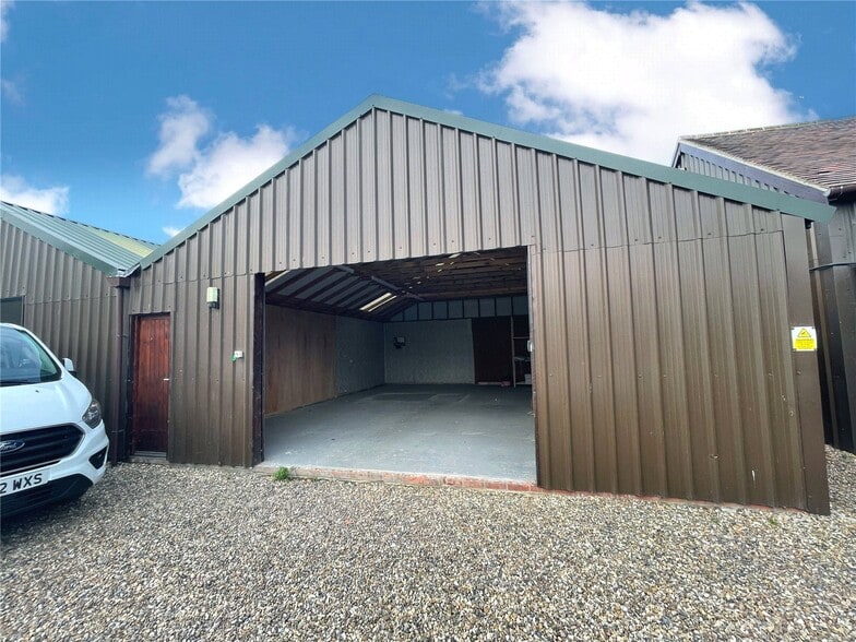 Lower Rd, Hockley to rent - Building Photo - Image 3 of 14