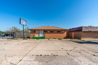 7019 SE 15th St, Oklahoma City, OK for sale Building Photo- Image 1 of 1