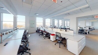 104 S Michigan Ave, Chicago, IL to rent Interior Photo- Image 2 of 3