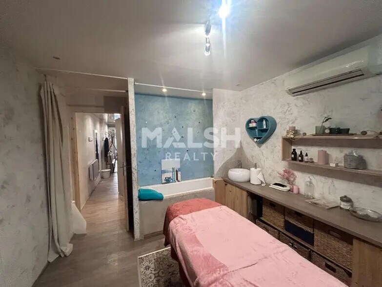 Office in Lyon for sale - Interior Photo - Image 3 of 6