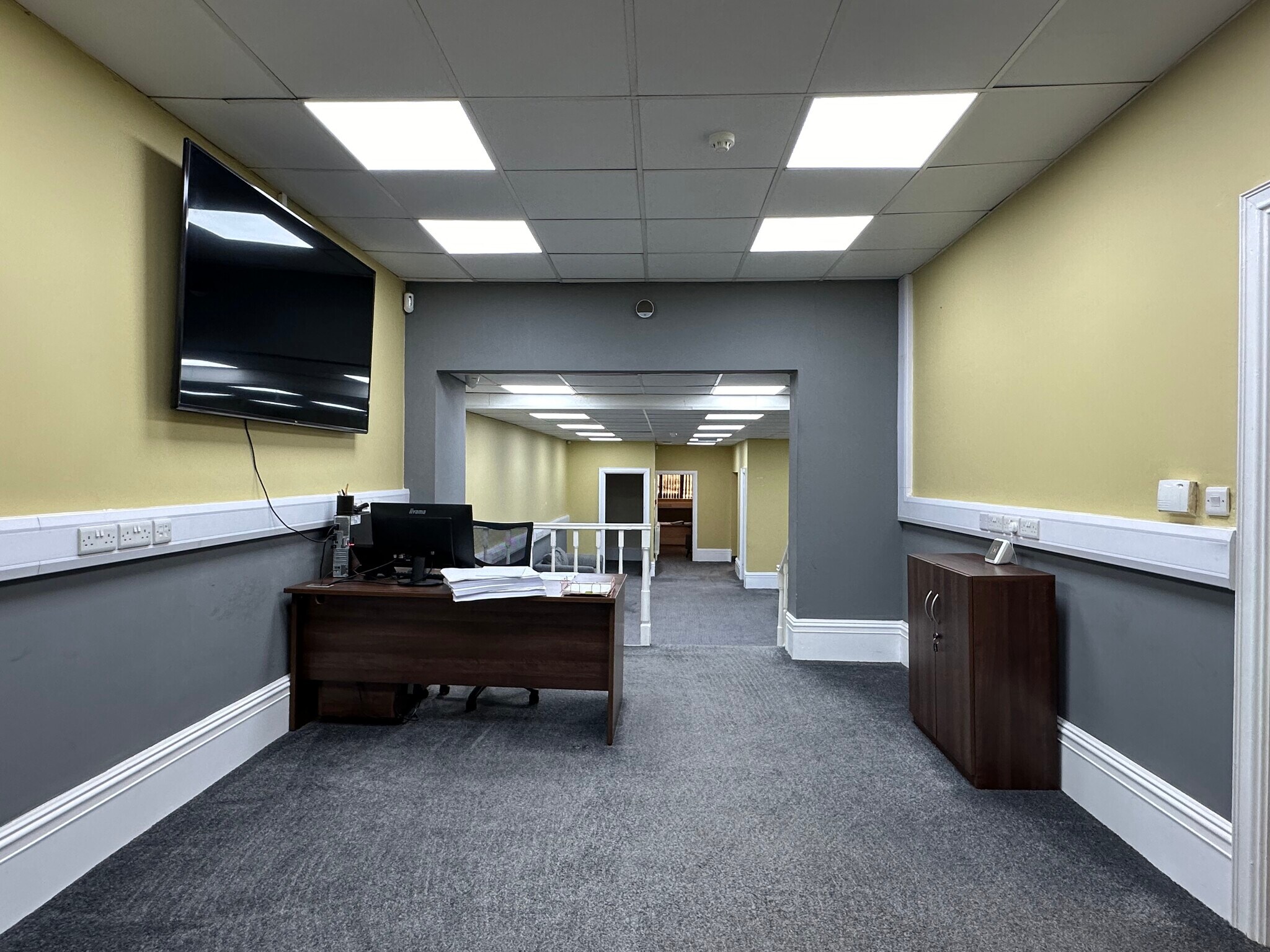 5 South Para, Doncaster to rent Interior Photo- Image 1 of 7