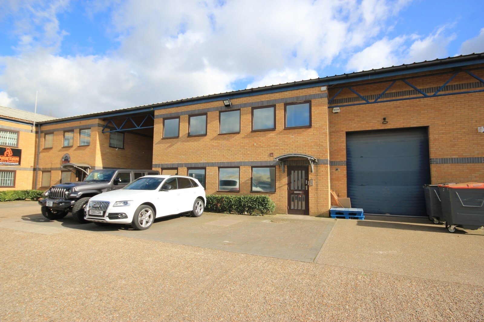 Unit 8 Castle Rd, Sittingbourne to rent Building Photo- Image 1 of 5