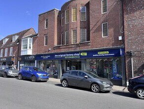 43 East St, Blandford Forum to rent Building Photo- Image 1 of 7
