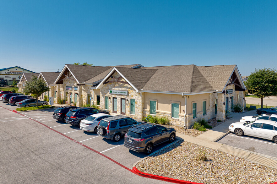 2681 Gattis School Rd, Round Rock, TX for rent - Primary Photo - Image 1 of 8