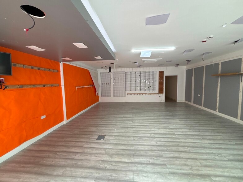 45-51 High St, Perth to rent - Building Photo - Image 2 of 5