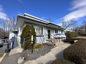 101 Pierpont Rd, Waterbury, CT for rent Primary Photo- Image 1 of 35