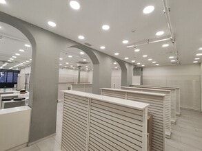 Retail in Barcelona, Barcelona to rent Interior Photo- Image 2 of 14