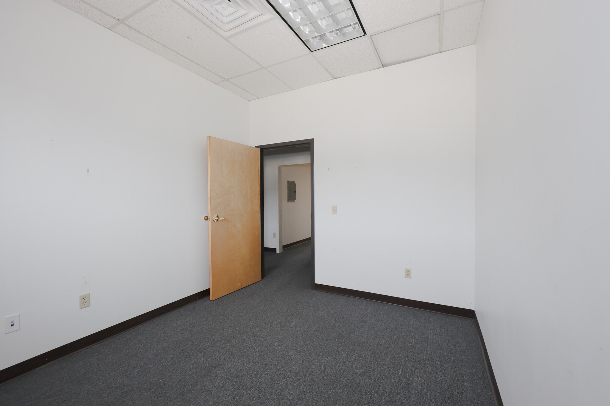 2 Industrial Park Dr, Concord, NH to rent Building Photo- Image 1 of 4