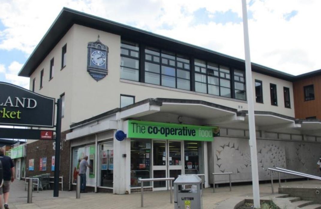 King St, Hoyland for sale Primary Photo- Image 1 of 1