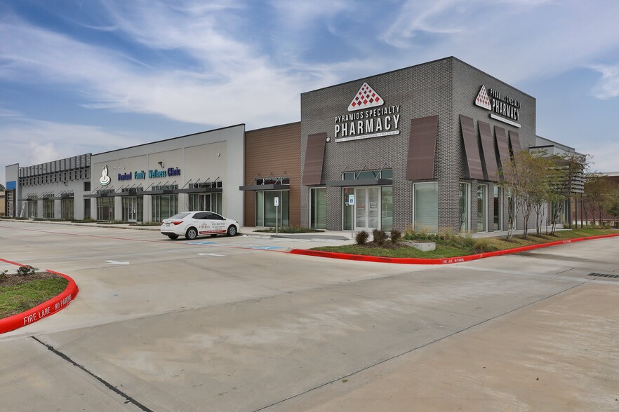 3569 Business Center Dr, Pearland, TX for sale - Building Photo - Image 1 of 1