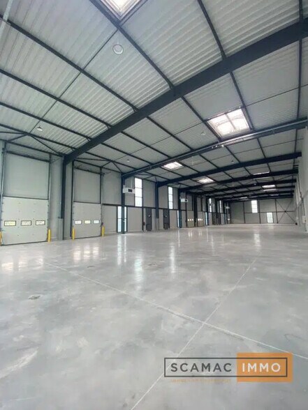 Industrial in Bonneuil-sur-Marne to rent - Building Photo - Image 3 of 7