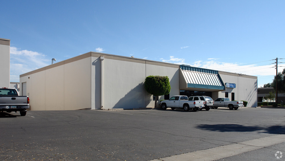 3902-3904 E Roeser Rd, Phoenix, AZ for sale - Building Photo - Image 1 of 1