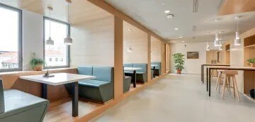 685 Centre St SW, Calgary, AB to rent - Interior Photo - Image 3 of 6