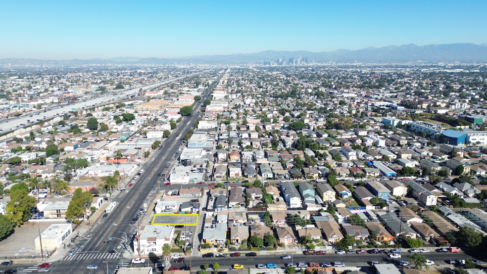 9118 S Broadway, Los Angeles, CA for rent - Building Photo - Image 3 of 3