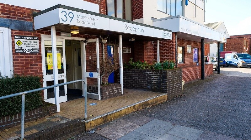 39 Marsh Green Rd, Exeter to rent Building Photo- Image 1 of 5