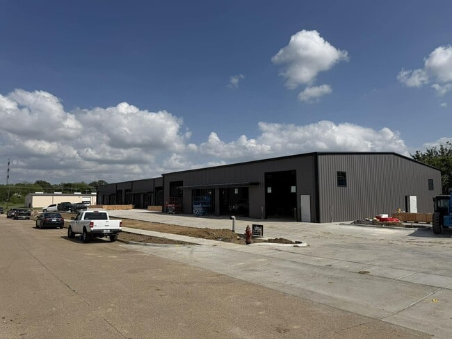 More details for 2357 Doreen St, Grand Prairie, TX - Industrial to Rent