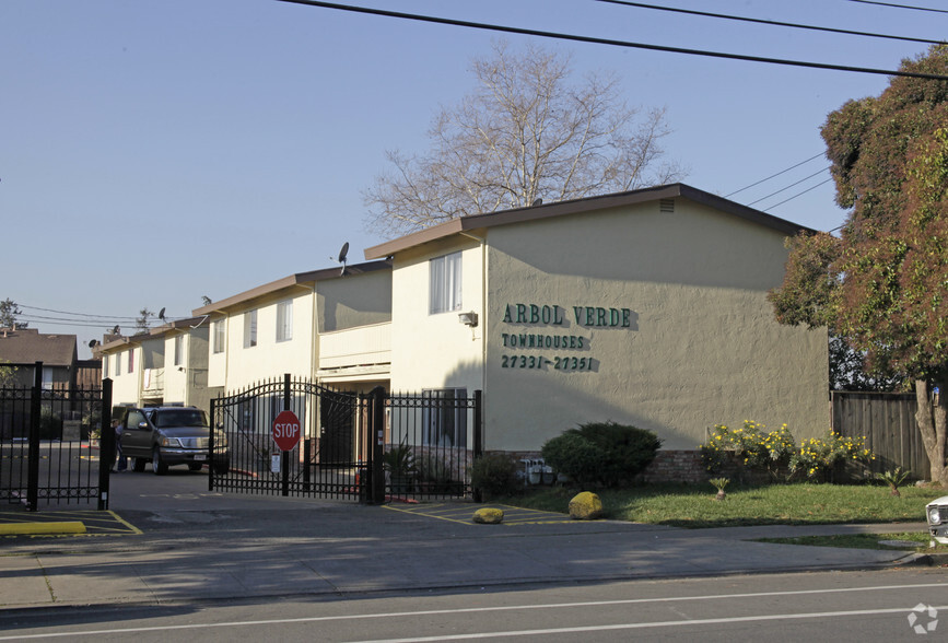 27331-27351 Huntwood Ave, Hayward, CA for sale - Primary Photo - Image 1 of 1