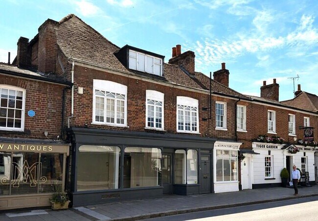 More details for 37 West St, Marlow - Retail to Rent