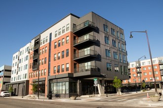 245-297 Lincoln Ave, Loveland, CO for rent Building Photo- Image 1 of 9