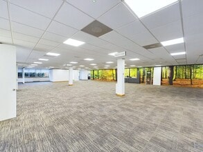 1 Finch Way, Bellshill to rent Interior Photo- Image 1 of 4