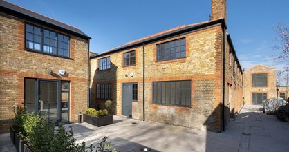 23 Waldegrave Rd, Teddington to rent Building Photo- Image 1 of 3