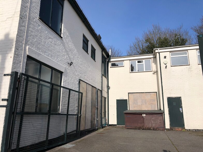 30 Tunnel Rd, Tunbridge Wells for sale - Building Photo - Image 3 of 10