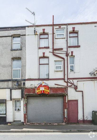 19 Dale St, Blackpool for sale - Primary Photo - Image 1 of 1