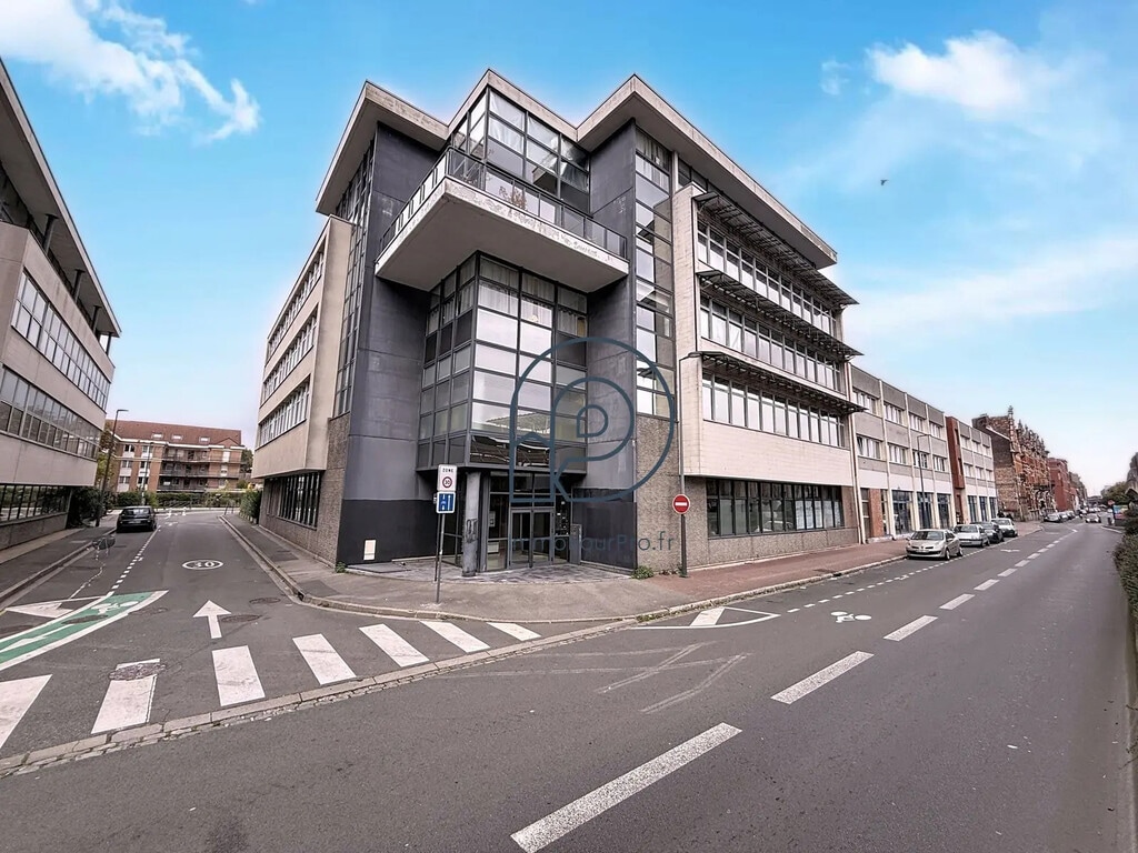Vente Bureaux 129 m² - Photo 1