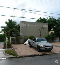 322 Hendricks Is, Fort Lauderdale, FL for sale Primary Photo- Image 1 of 3