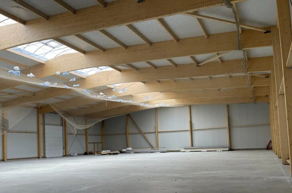 Location Entrepôt 850 m² - Photo 1