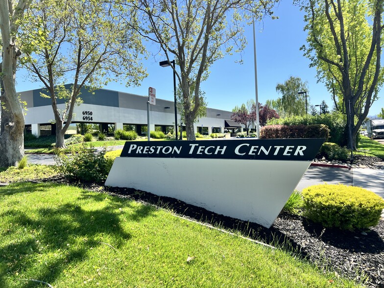 6950-6956 Preston Ave, Livermore, CA for rent - Building Photo - Image 1 of 6