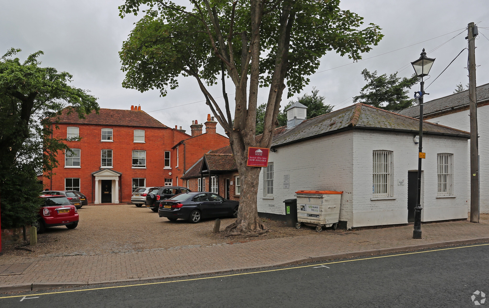 93 High St, Burnham to rent Building Photo- Image 1 of 7