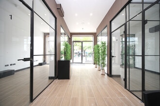 751 High Rd, London to rent Interior Photo- Image 2 of 52