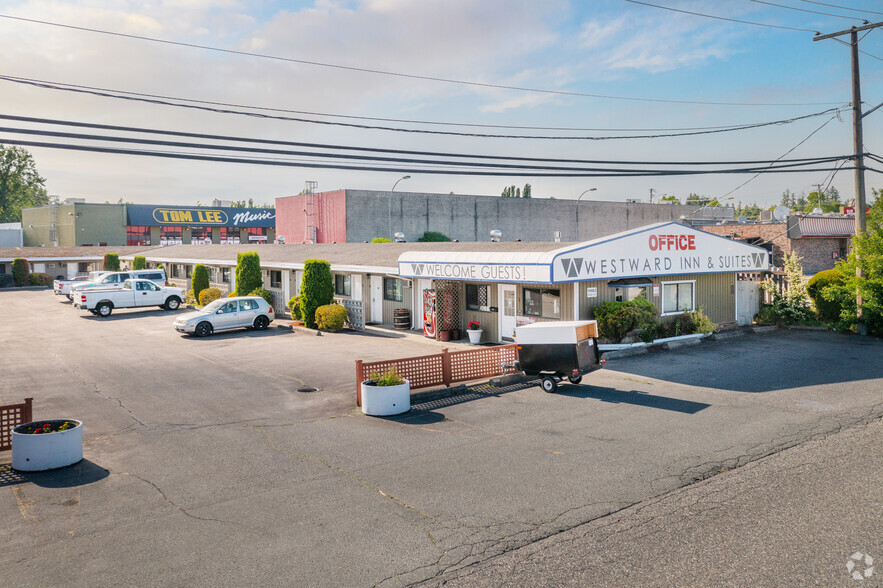 19682 Fraser Hwy, Langley, BC for sale - Building Photo - Image 3 of 4