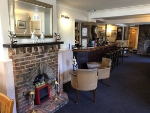 Main Rd, Ryde to rent Interior Photo- Image 1 of 2