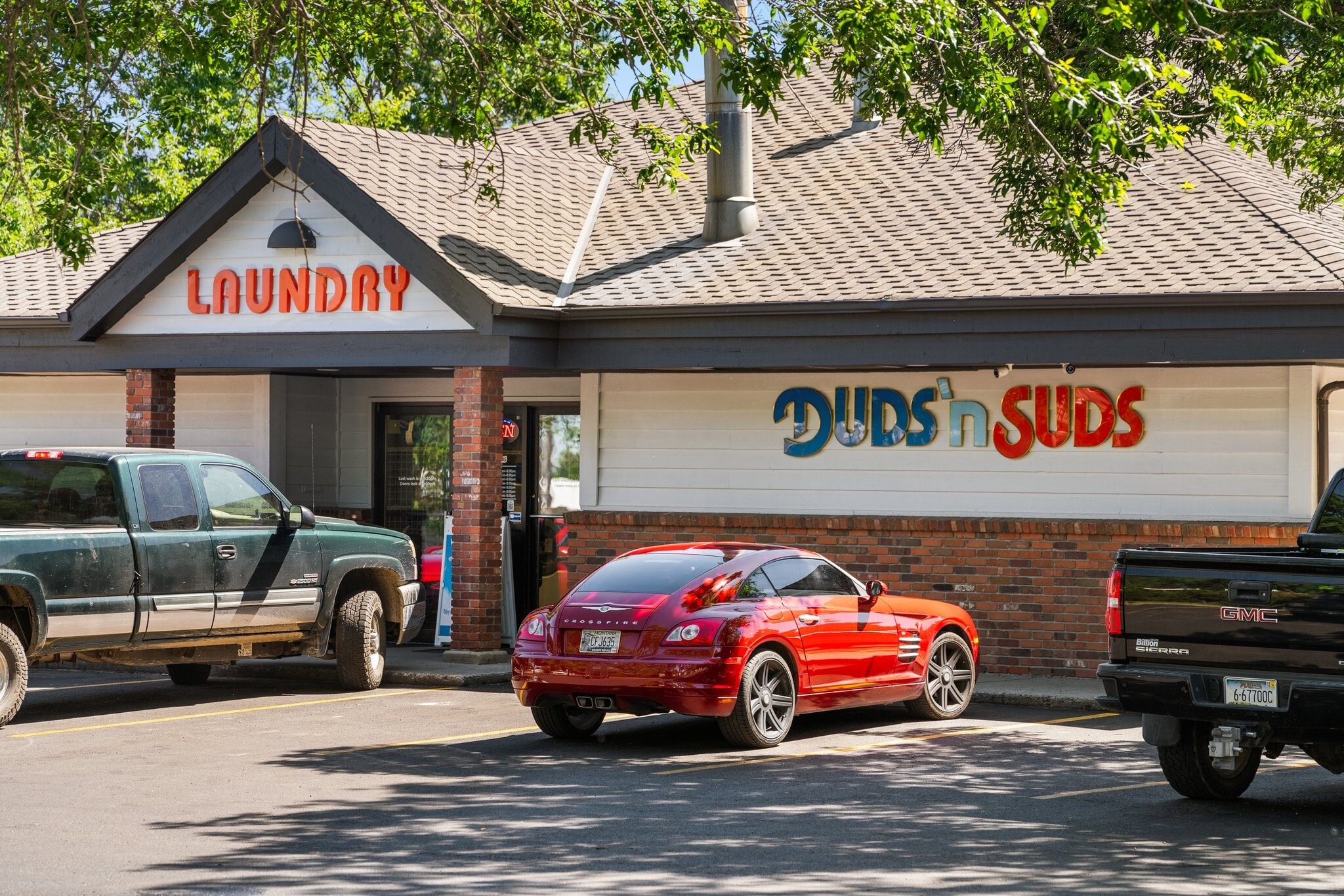 2 Iconic Bozeman Businesses portfolio of 2 properties for sale on LoopNet.co.uk Building Photo- Image 1 of 129