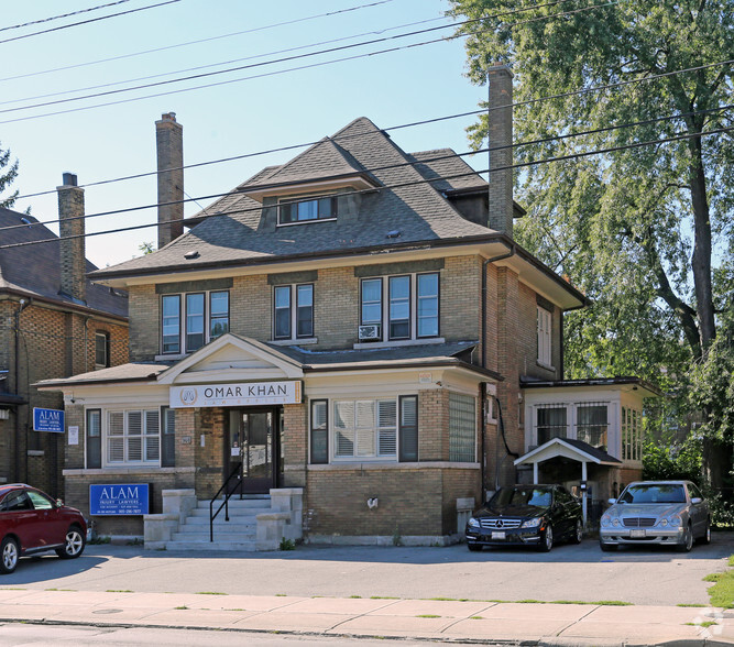 948 Main St E, Hamilton, ON for sale - Primary Photo - Image 1 of 1