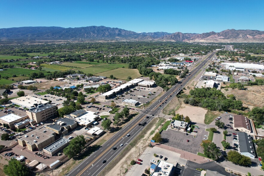 121-127 Justice Center Rd, Canon City, CO for rent - Building Photo - Image 2 of 9