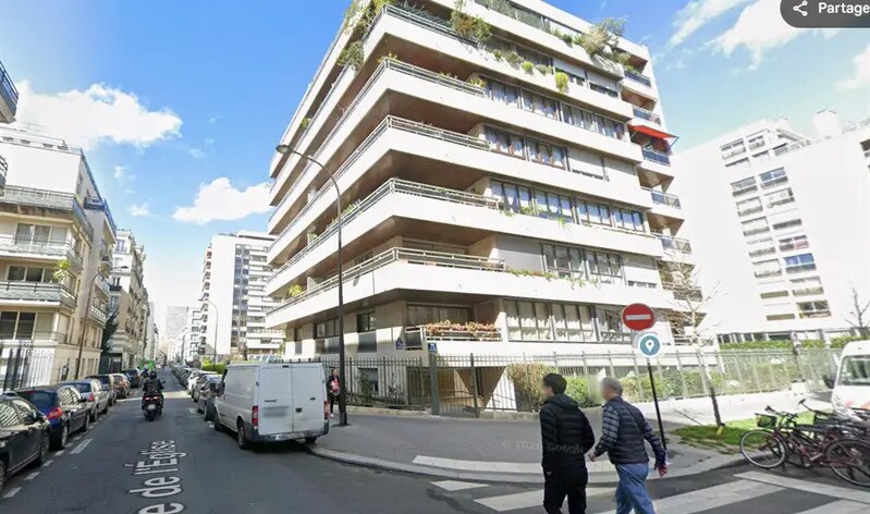 Retail in Paris for sale Building Photo- Image 1 of 6