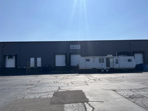 5111-5121 E ML Ave, Kalamazoo, MI to rent Interior Photo- Image 1 of 2