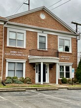 9900 Shelbyville Rd, Louisville, KY for rent Building Photo- Image 1 of 14