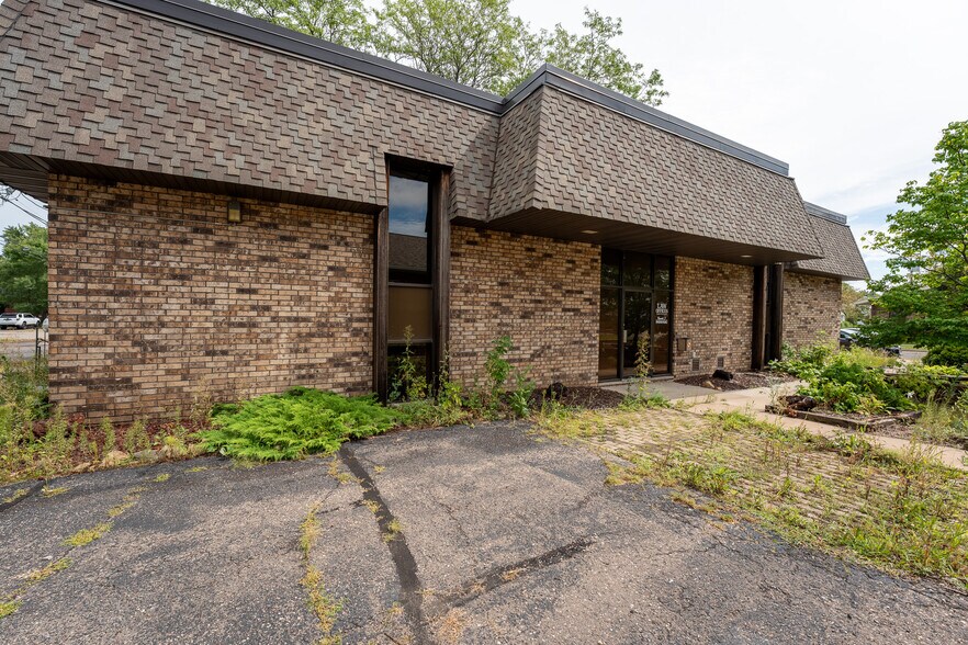 610 Jackson St, Wausau, WI for sale - Building Photo - Image 3 of 17