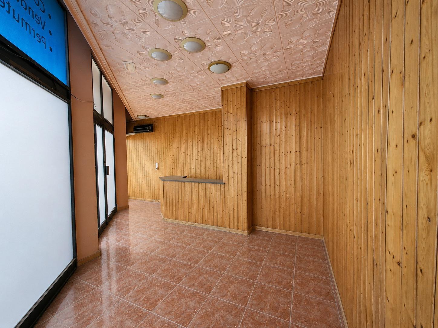 Retail in Amposta, Tarragona to rent Interior Photo- Image 1 of 2