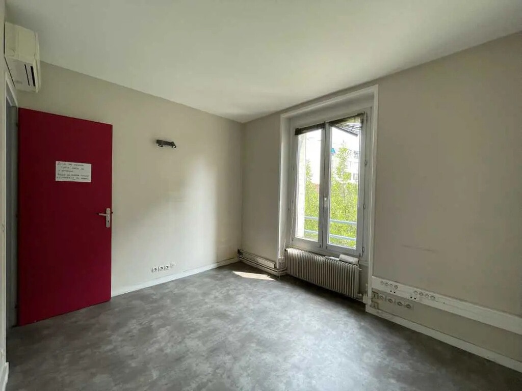 Vente Bureaux 473 m² - Photo 1